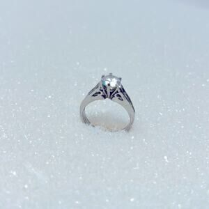 Vintage 925 DBJ Rhinestone or CZ Center Stone Ring Size 8